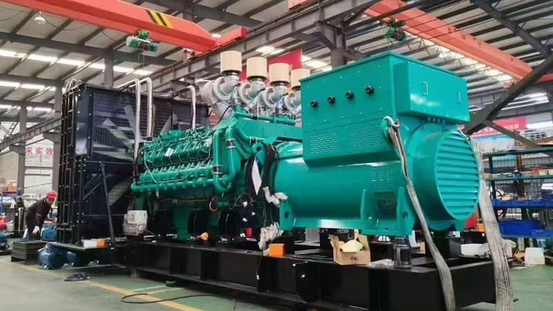 Two 1200kw Yuchai high-voltage generator sets are being sent to a mining area in Africa for factory debugging
